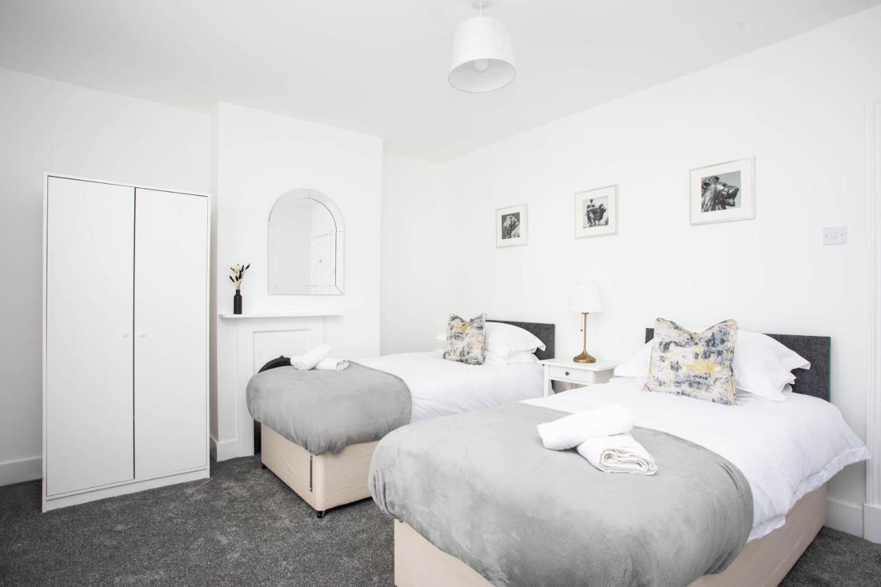 30 Percent Off Monthly Stays - City Centre - 3 Bedrooms St Albans Екстер'єр фото